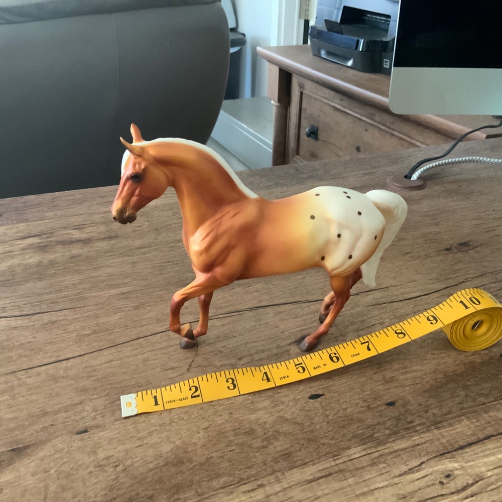 Breyer Horse Freedom Series Effortless Grace Mare - Picture 3 of 5